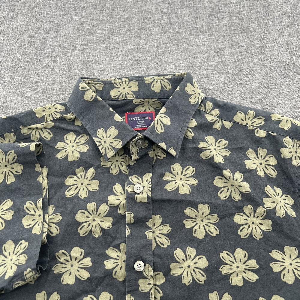 Untuckit Dorado Floral Button Shirt Mens L Collared Resort All Over Print SS EUC